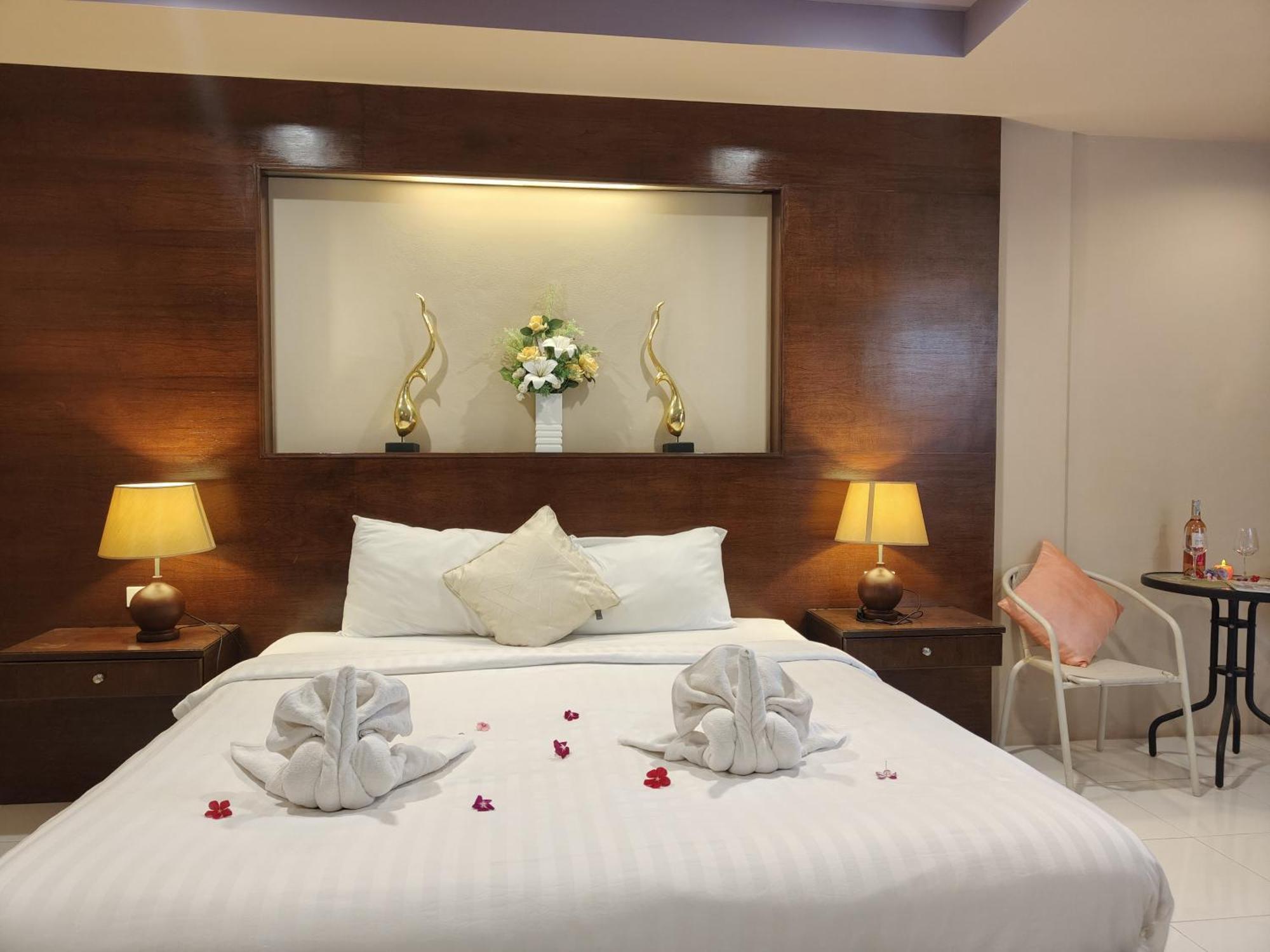 Purimas Resortel Rawai Екстериор снимка